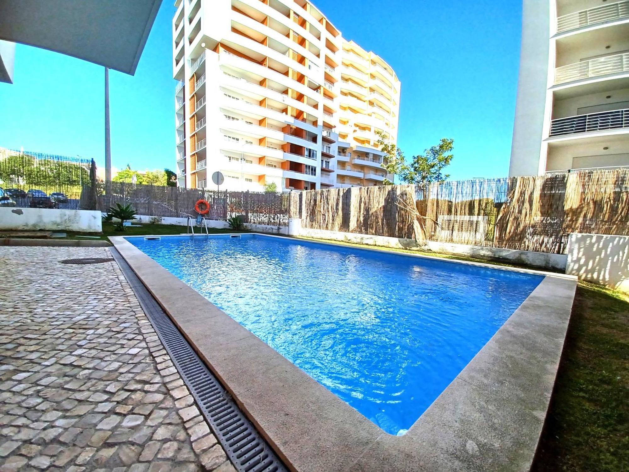 Edificio Lumina Sunshine Beach Apartment Portimão Exteriör bild