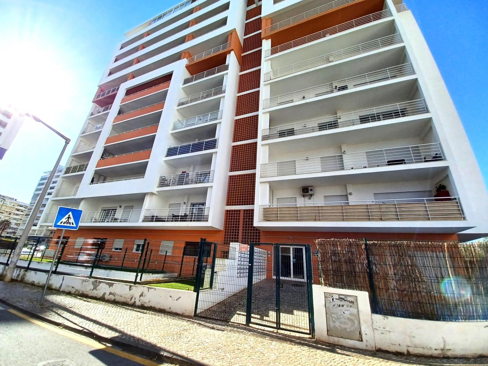 Edificio Lumina Sunshine Beach Apartment Portimão Exteriör bild